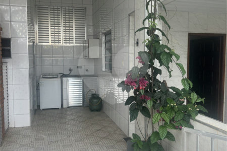 Sobrado á venda - Cidade Ademar