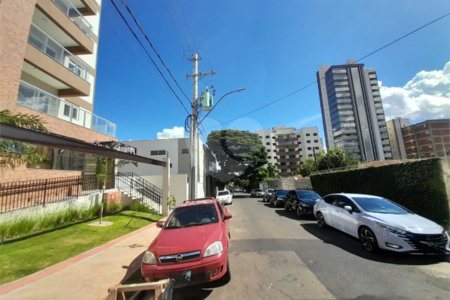 Excelente oportunidade de apartamento à venda no Edifício Monet