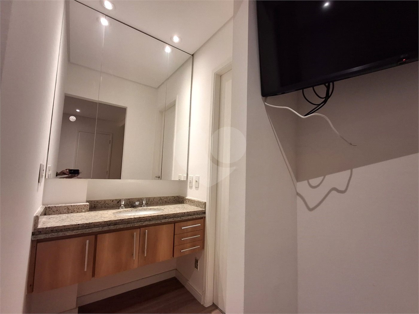 Moema - Apartamento Duplex - Duas Vagas - Lazer Com Quadra de Squash