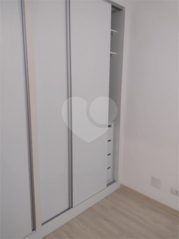 Apartamento no Edificio Jatiúca á venda.
