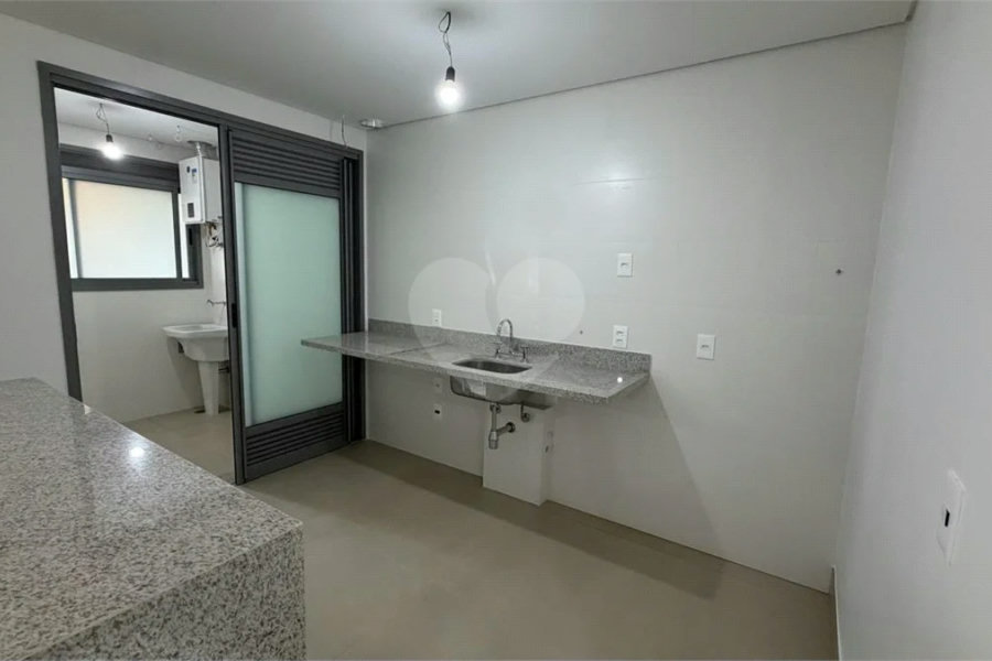 Apartamento à venda com 3 suítes em Riviera de São Lourenço, Bertioga, SP