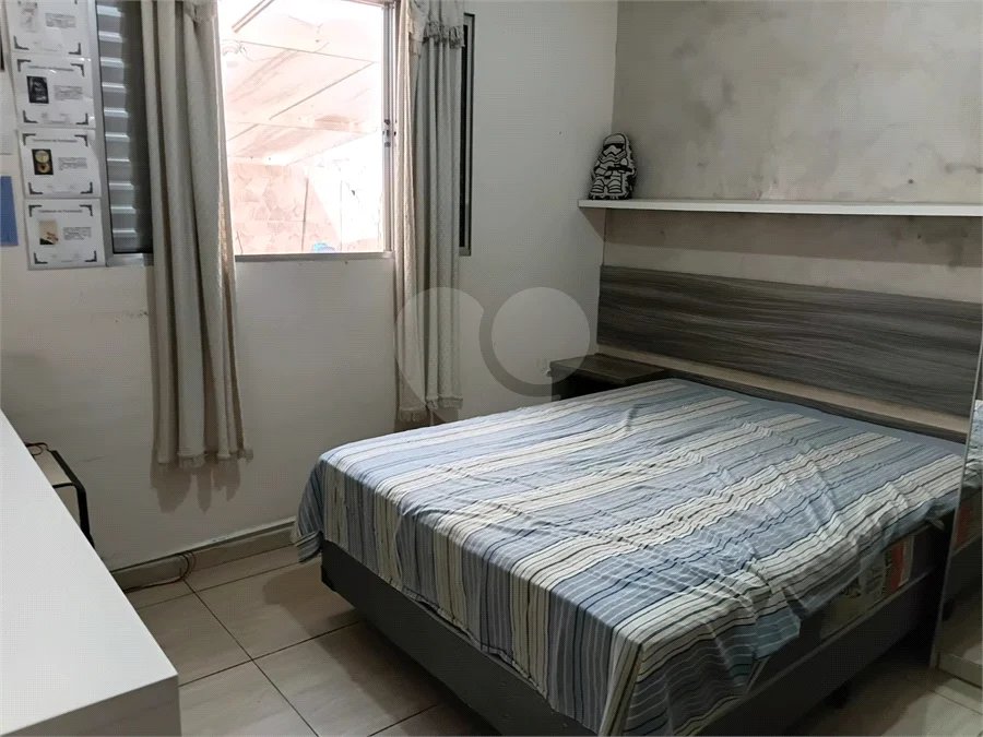 Casa térrea com 2 dormitórios à venda no Reneville, em Mairinque!