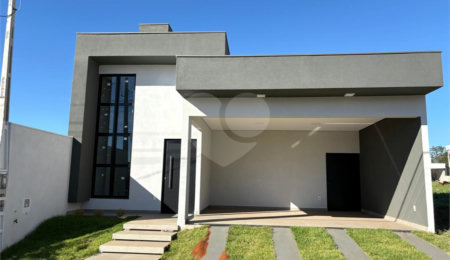 Casa à venda com 3 quartos, sendo 2 suítes,  no condomínio Residencial Villeneuve, São Carlos - SP