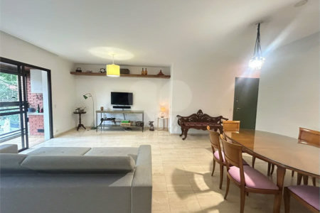 Apartamento Mobiliado no Alto da Boa Vista, com churrasqueira na varanda , 3 suítes e próximo ao Metro