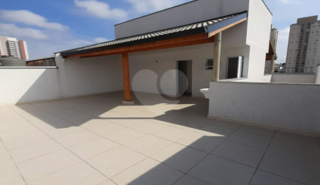Apartamento à venda com 2 quartos, sendo 1 suíte, em Vila Humaitá, Santo André, SP