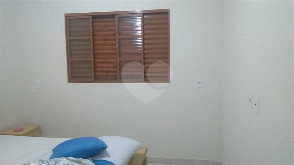 Casa térrea para venda ou locação no Santa Felícia.