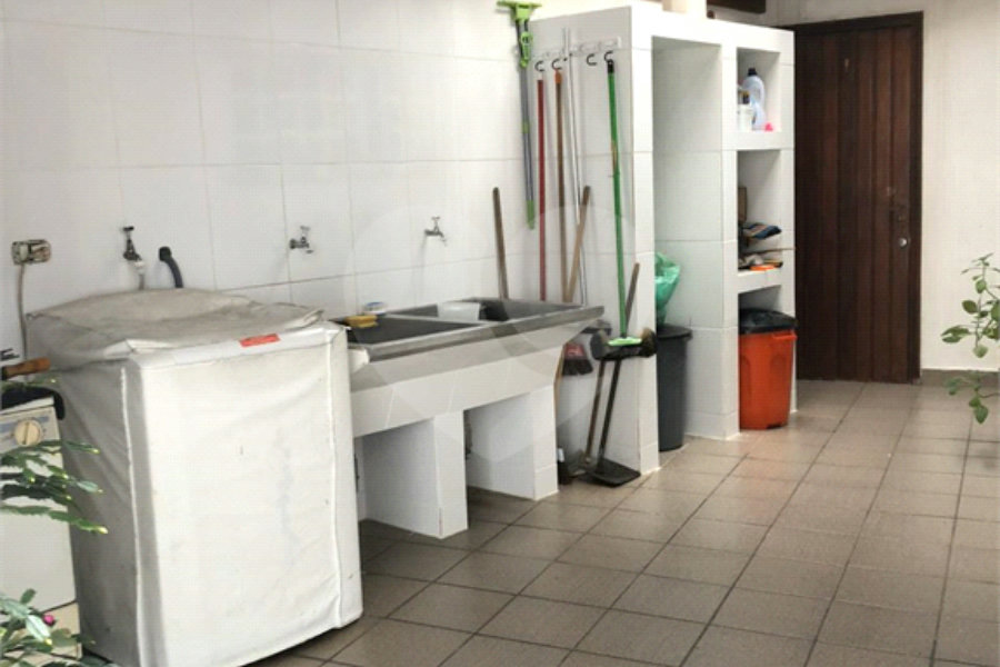 Casa Térrea Assobradada Barro branco 4 dorms 7 vagas