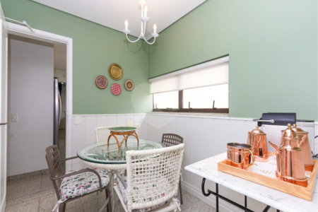 Apartamento de 233 m² à venda em Higienópolis com 4 dormitórios.