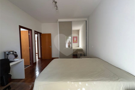 Casa à venda com 3 suítes no condomínio Damha II, São Carlos - SP