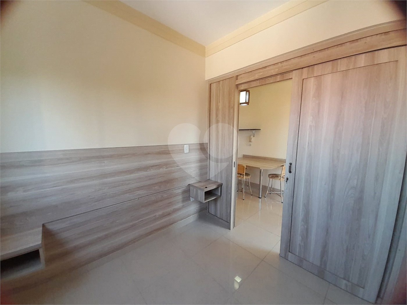 Apartamento à Venda ou para Locação no Edifício Marchal Estilo - São Carlos