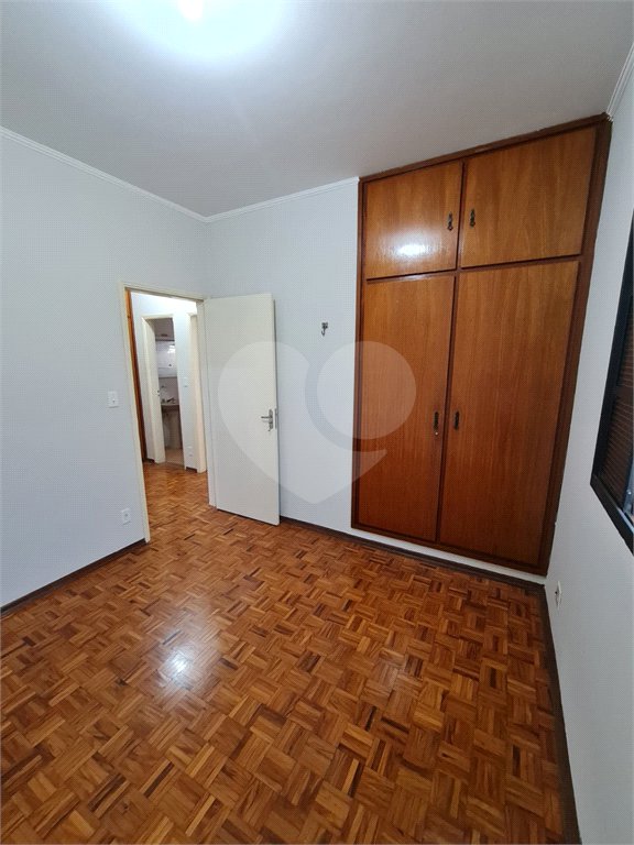 Apartamento à venda de 2 dormitórios no Edifício São José, Araraquara