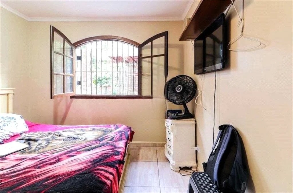 Sobrado à venda com 3 quartos, sendo 1 suíte, em Jardim Bonfiglioli, São Paulo, SP