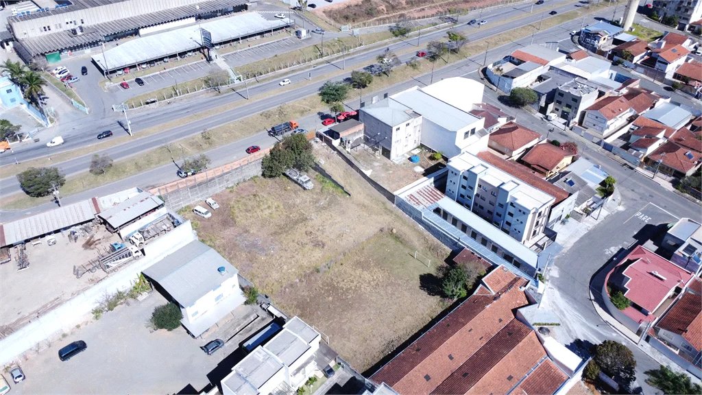Terreno Plano para Construção ou Investimento – 3.200m² – Frente ao San Michel no bairro Campos Elíseos