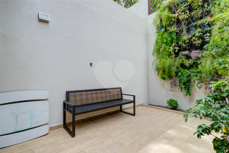 Casa à venda com 4 quartos, sendo 2 suítes, no condomínio Residencial Terras Altas, São Paulo - SP
