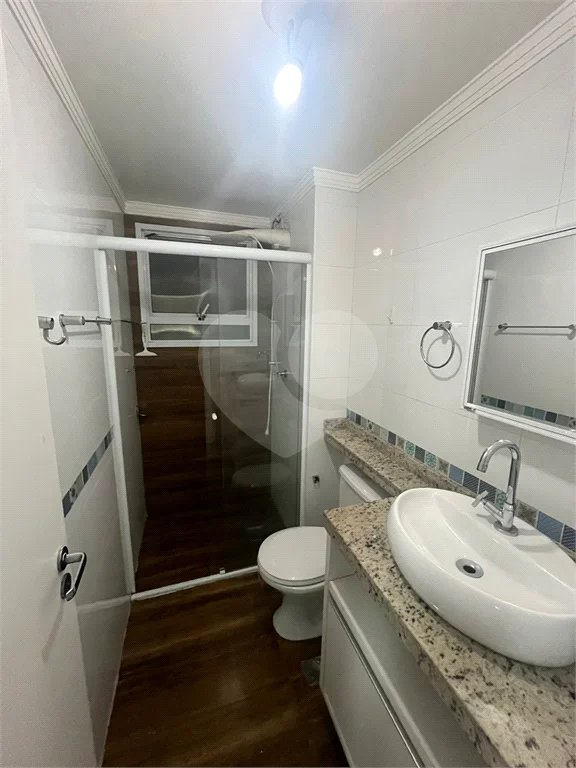 Apartamento 3 dormitórios no Avalon