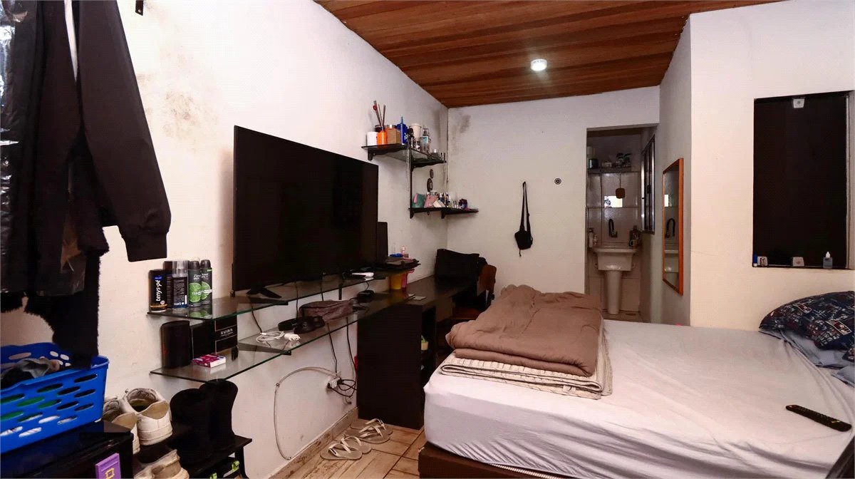 Casa à venda com 5 quartos, sendo 2 suítes,  em Vila Sônia, São Paulo, SP