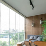 Apartamento mobiliado de 102 m² para locação no Centro de São Bernardo do Campo, com 3 dormitórios, 1 suíte, varanda gourmet com vista para o Paço Municipal, 2 vagas e lazer completo.