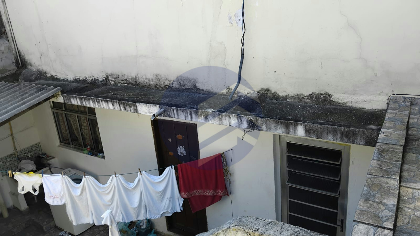 Casa à venda com 8 quartos em Vila Dalva, São Paulo - SP