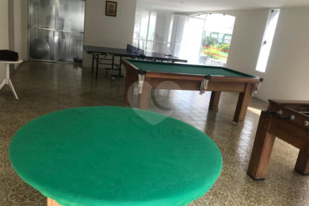 Espaço e Segurança no Bom Retiro: Apartamento de 100 m² com Infraestrutura Completa