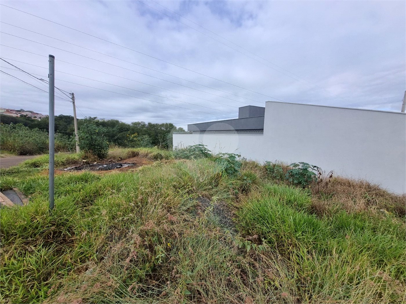Terreno à venda 262m² prolongamento do jardim das torres