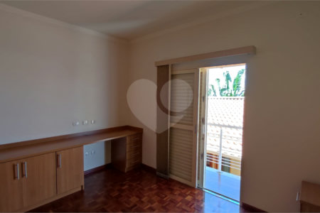 Casa à Venda de 5 dormitórios em São Carlos, no Residencial Eldorado