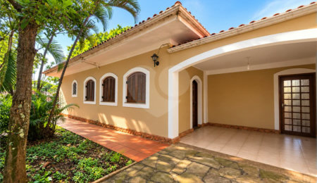 Casa Térrea à venda com 3 quartos, sendo 2 suítes,  em Brooklin Velho, São Paulo, SP