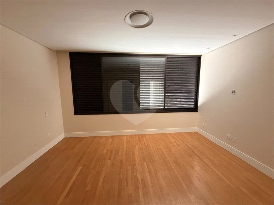 CASA À VENDA CONDOMINIO PORTAL BRAGANÇA | 4 SUÍTES | PISCINA