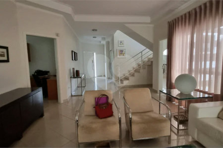 Lindo sobrado com 4 suites e piscina à venda, 365m², por R$ 2.450.000,00 no condomínio Villa Suiça, em Indaiatuba/SP.