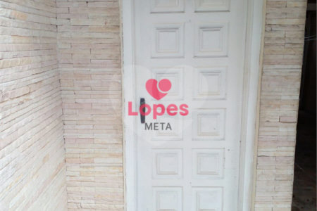 CASA A VENDA 200M², 2 QUARTOS,1 BANHEIRO,2 VAGAS, BAIRRO VILA EMA SÃO JOSÉ DOS CAMPOS/SP.