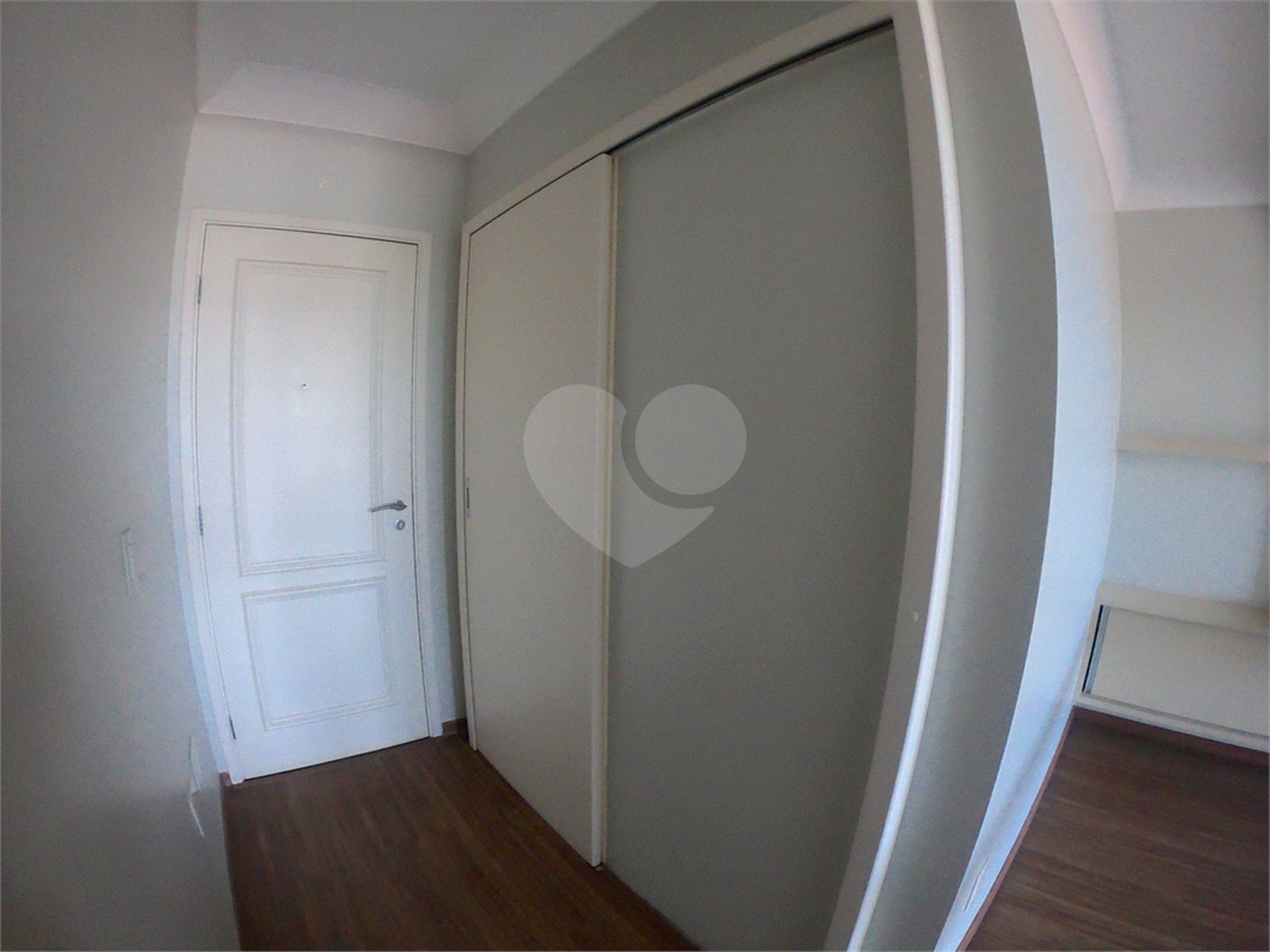 Apartamento à venda com 2 suítes em Vila Todos Os Santos, Indaiatuba, SP