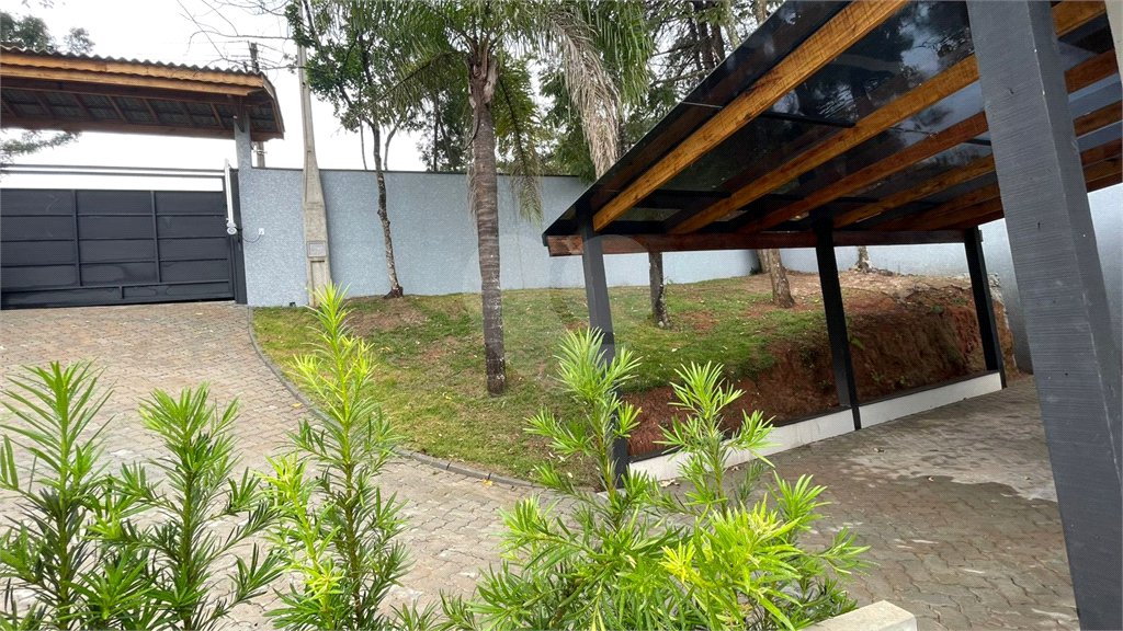 Casa térrea encantadora - Terreno 544m² (17 x 32m), com 198m² no Bairro Estância Brasil - Atibaia