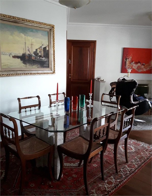 Apartamento à venda com 4 quartos, sendo 3 suítes,  em Vila Andrade, São Paulo, SP