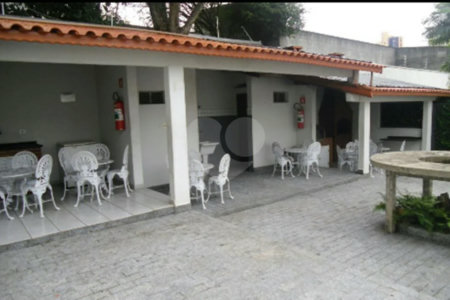 Apartamento à venda com 3 quartos, sendo 1 suíte, em Vila Gustavo, São Paulo, SP