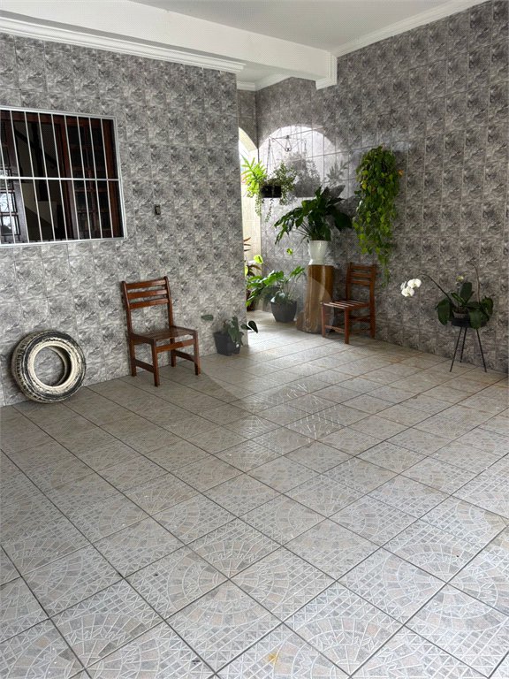 Sobrado à venda com 4 quartos em Tremembé, São Paulo, SP