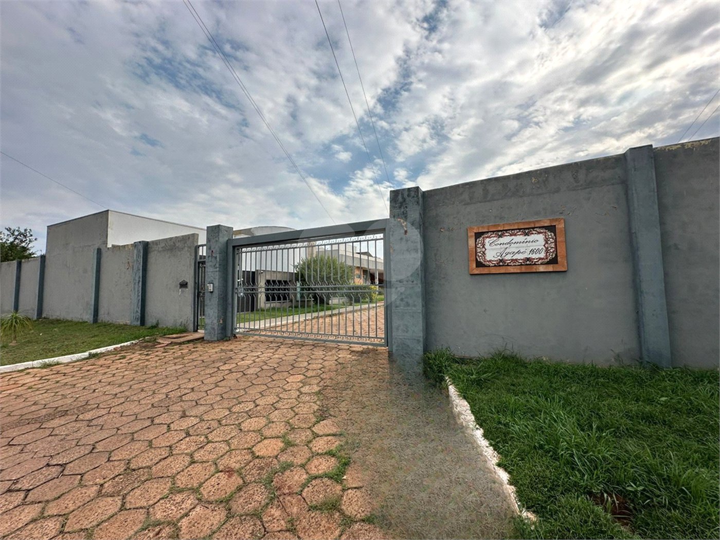 Casa à venda com 3 quartos, sendo 1 suíte,  no Centro, Ponta Porã, MS