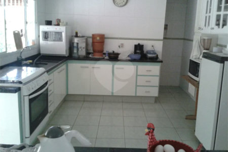Casa à venda com 4 quartos, sendo 2 suítes, em Residencial Jardim Perolla, Itupeva, SP