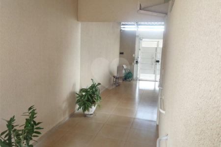 Casa Térrea à venda com 3 quartos, sendo 1 suíte, em Jardim Botânico, Araraquara, SP