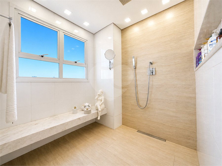 Apartamento à venda com 3 suítes em Parada Inglesa, São Paulo, SP