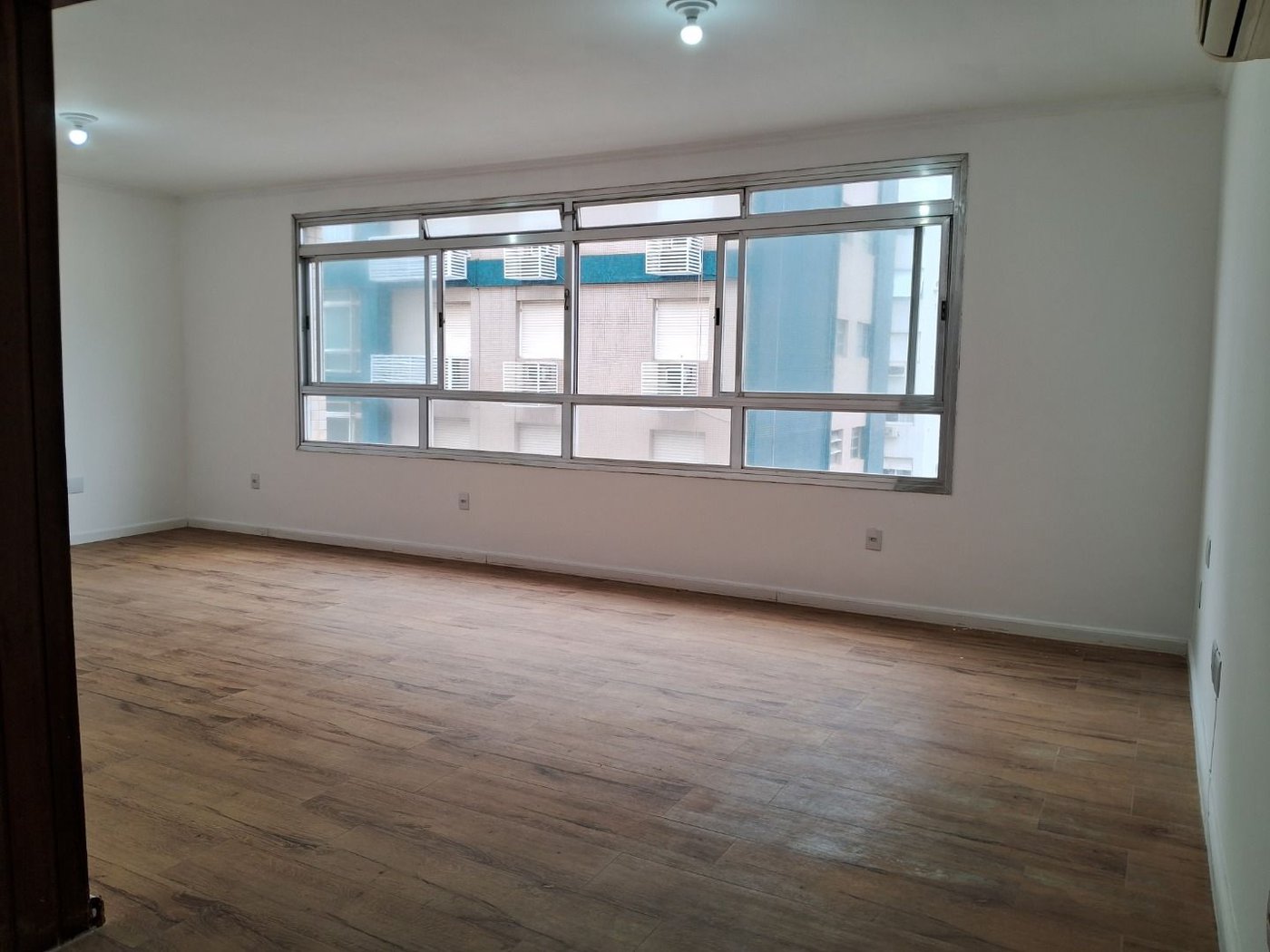 Apartamento com 3 dormitórios à venda, 180 m² por R$ 1.500.000,00 - Gonzaga - Santos/SP