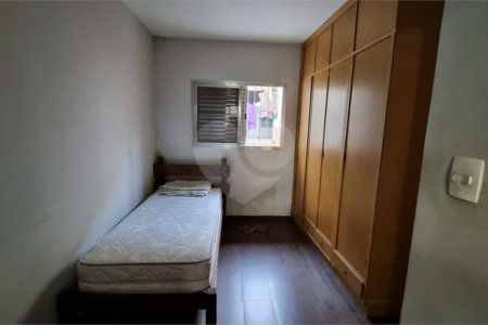 Sobrado à venda com 3 quartos, sendo 1 suíte,  em Jardim Franca, São Paulo, SP
