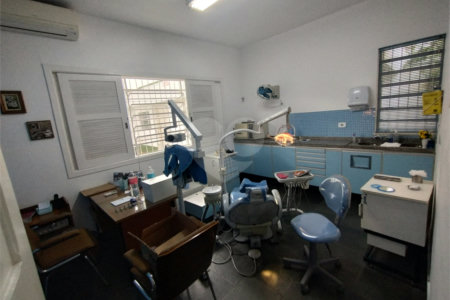 Casa Térrea à venda com 1 quarto em Interlagos, São Paulo, SP