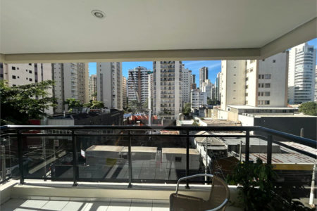 Apartamento à venda com 4 quartos, sendo 2 suítes, em Pinheiros, São Paulo, SP