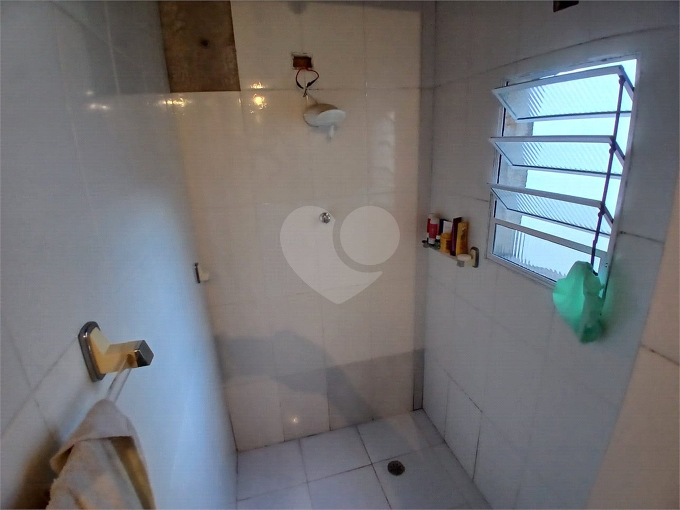 Casa à venda com 3 quartos, sendo 1 suíte,  em Mogi Moderno, Mogi das Cruzes, SP