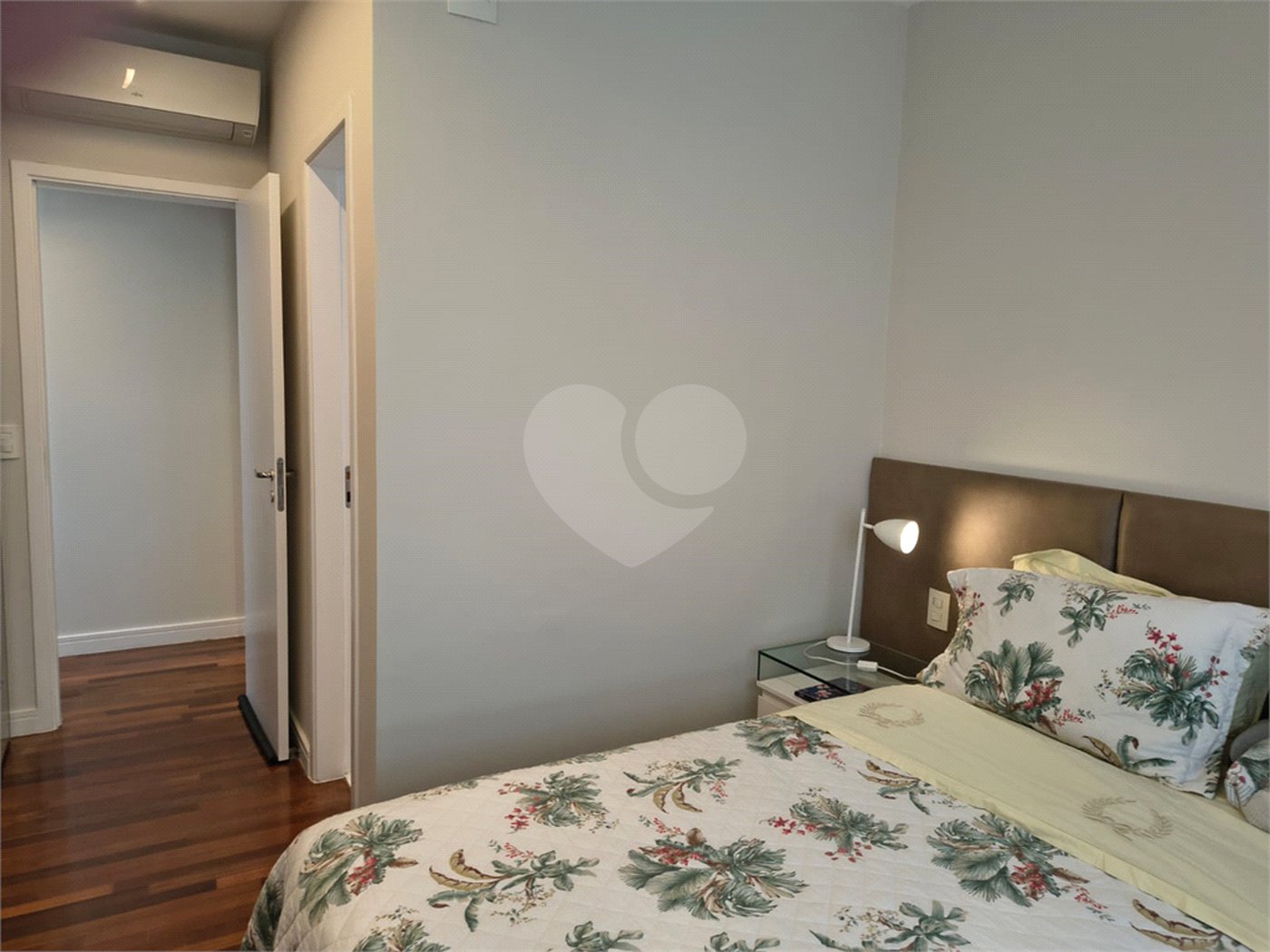 Apartamento à venda com 2 quartos, sendo 1 suíte,  em Vila Cruzeiro, São Paulo, SP
