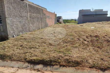 Terreno à venda em Parque Itapê, Itapetininga, SP