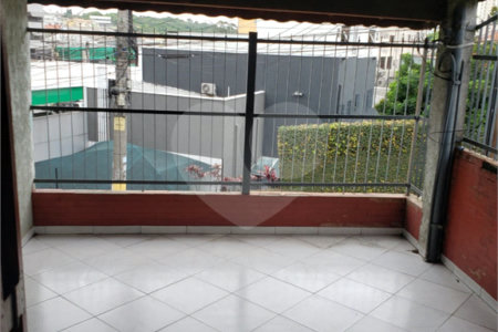 Sobrado à venda com 2 quartos em Jardim Santa Mena, Guarulhos, SP
