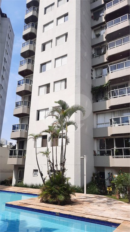 Apartamento à venda com 3 quartos, sendo 1 suíte, em Jardim Marajoara, São Paulo, SP