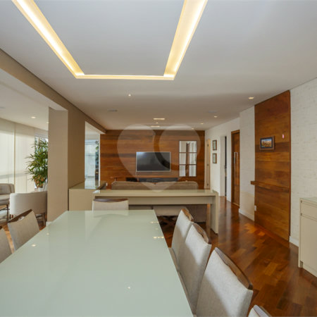 Apartamento à venda com 3 suítes em Campo Belo, São Paulo, SP
