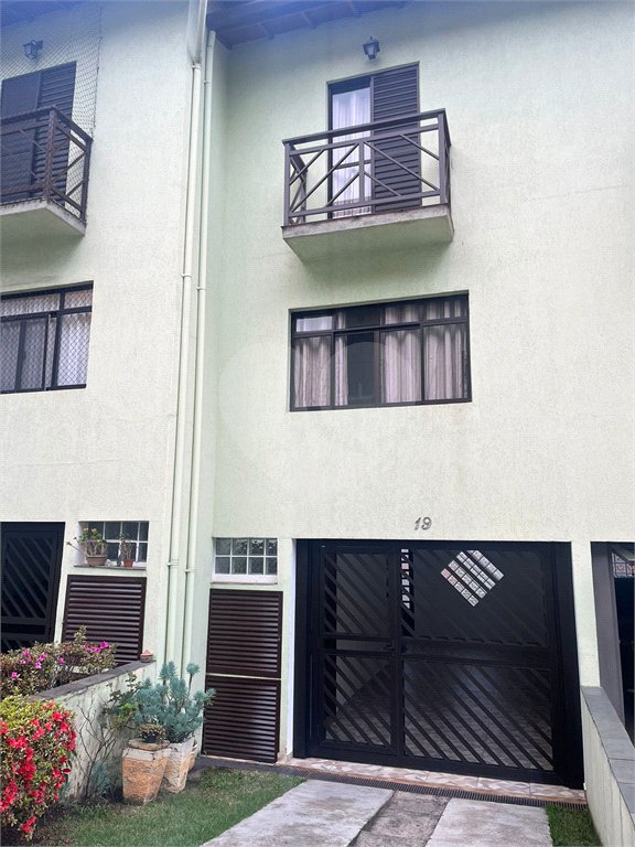 Casa à venda com 2 quartos, sendo 1 suíte, no condomínio Villa Faenza, São Paulo - SP