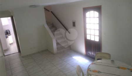 Sobrado à venda com 3 quartos, sendo 1 suíte,  em Cupecê, São Paulo, SP